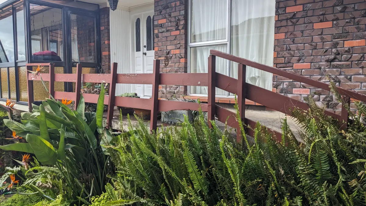 Handrail build - BEFORE