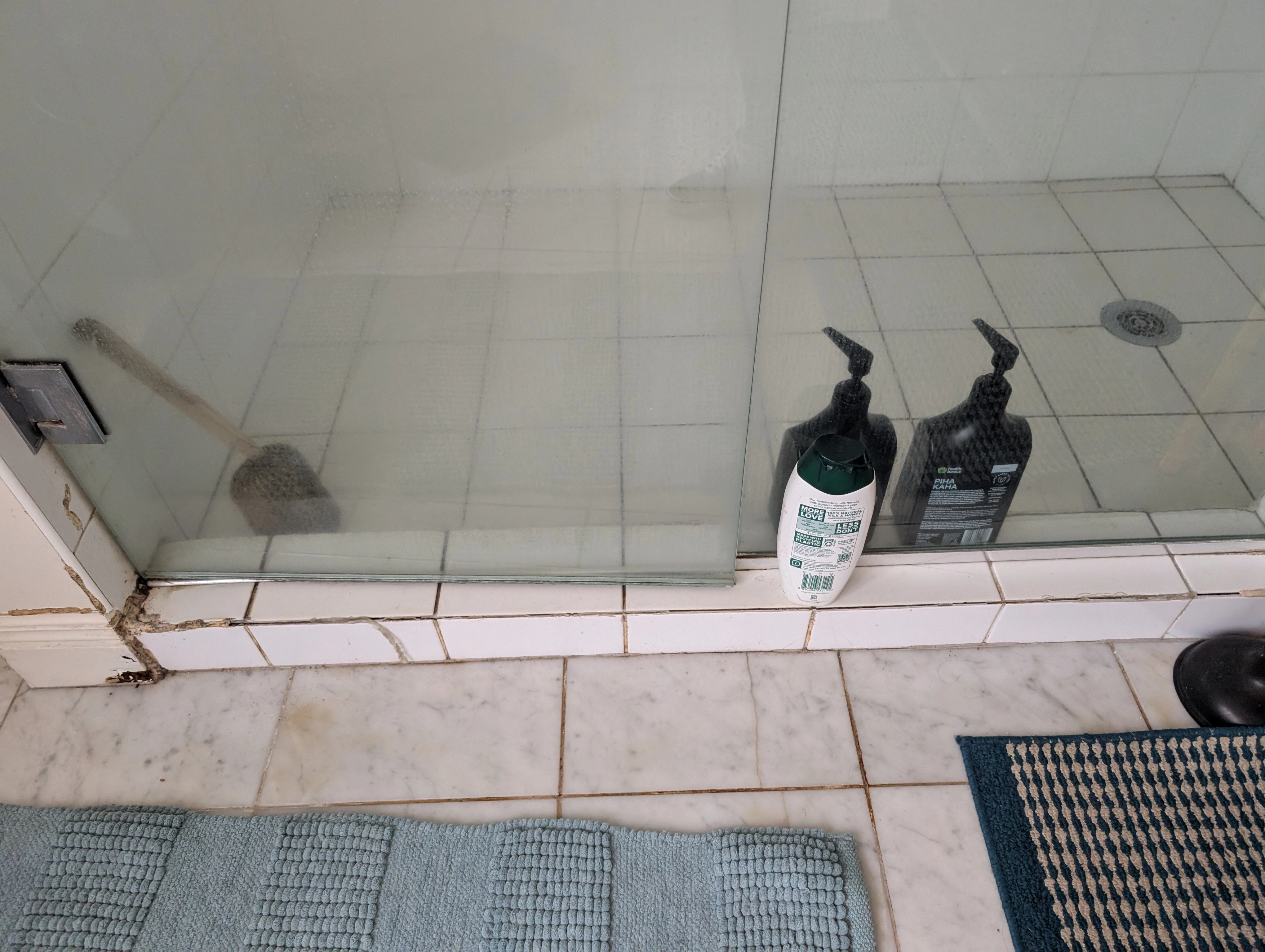 Shower floor tiling renew - BEFORE